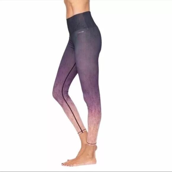 AR-33 Alpha High Rise Waist Ombré Leggings 7/8 Purple Women's Small - Picture 1 of 8